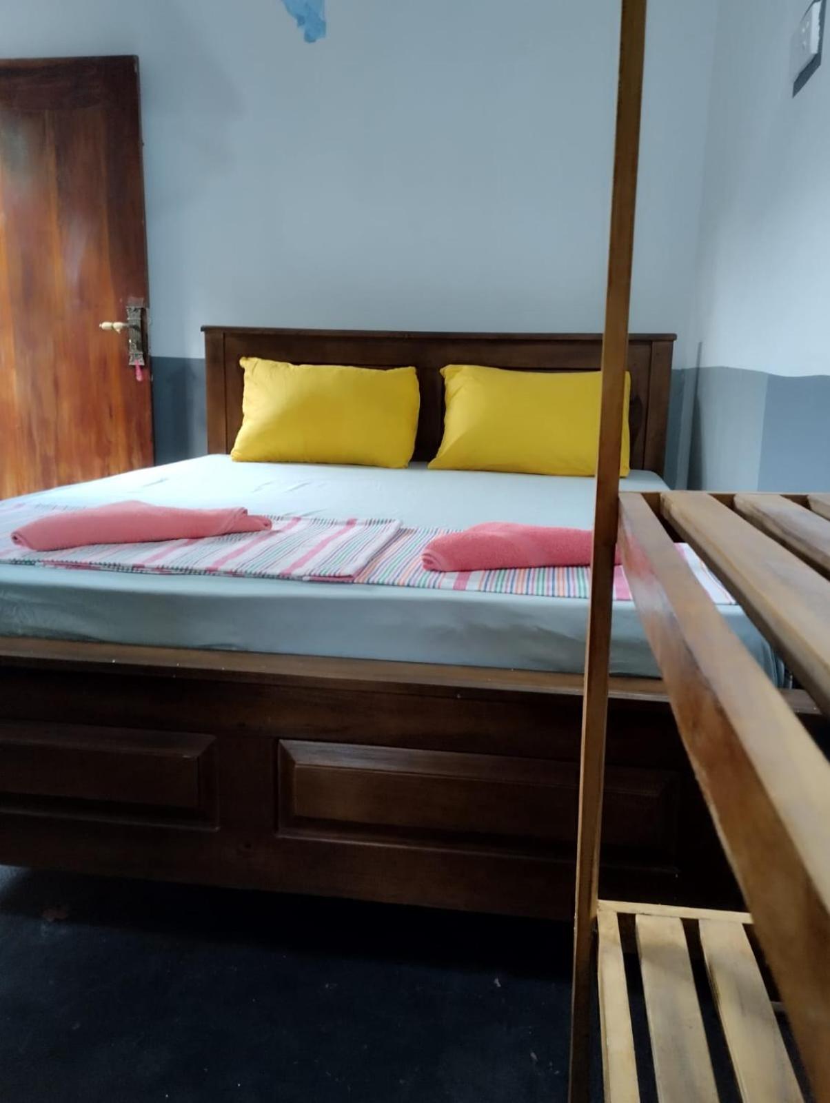Mirissa Niraj Guest Hotel Værelse billede